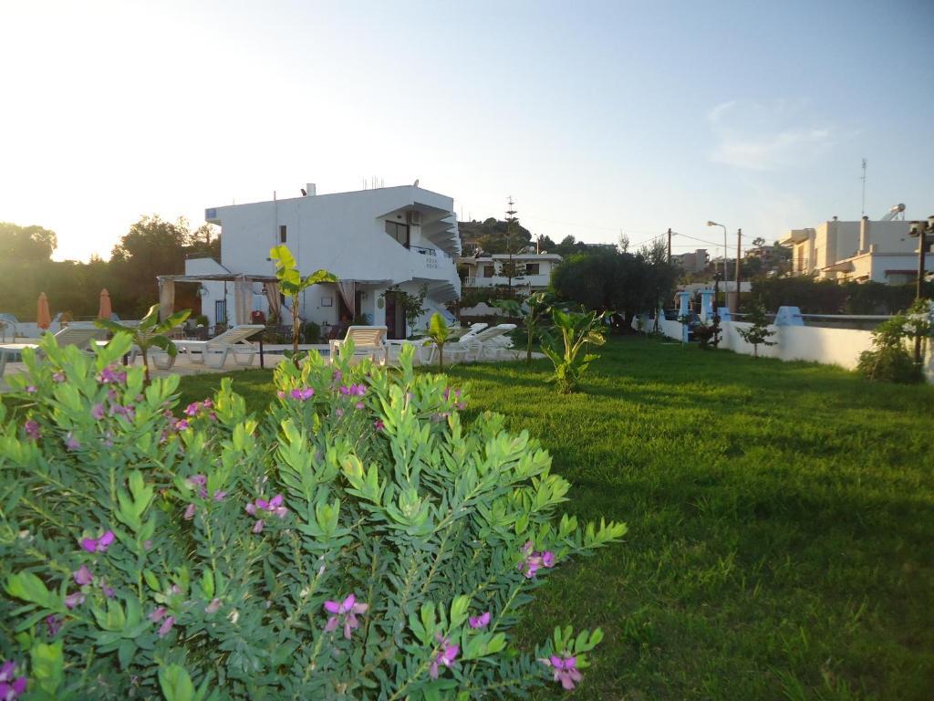 Eleni'S Apartments Afantou Exterior photo